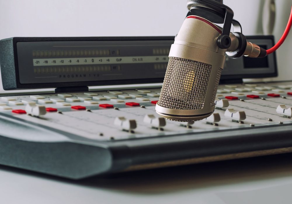 Seslendirme tercümesi